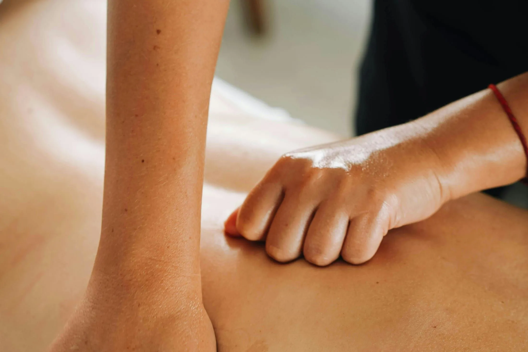 Masaje Dorsalía en Viveiro · Ritual esencial de espalda
